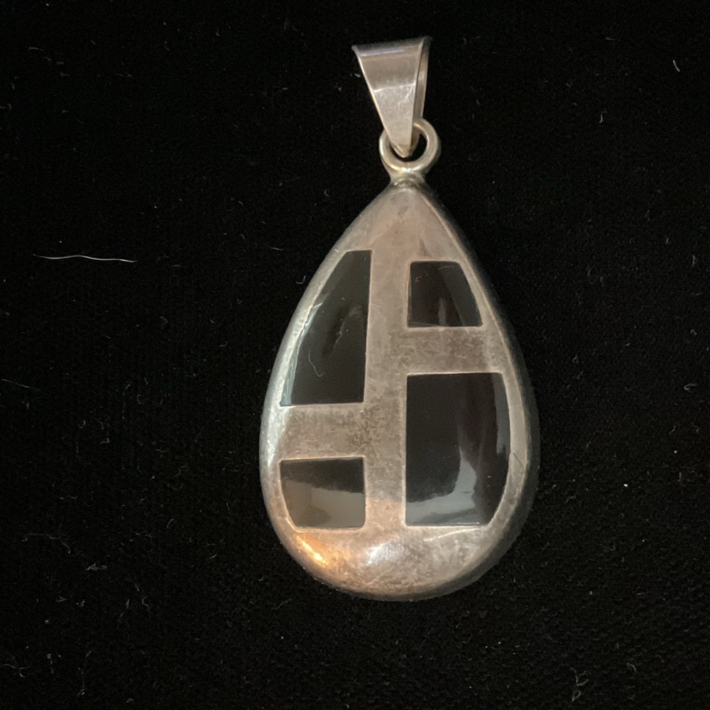 Mexican 925 Sterling Silver Black Onyx Pendant